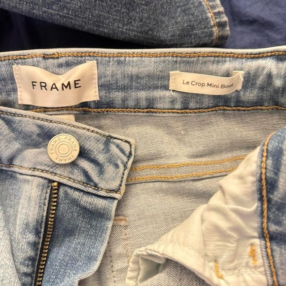 Frame Le Crop Mini Boot Jeans in Blue. - Picture 5 of 9